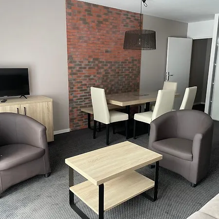 6 Pers, Piscine, Animaux Admis - Gourette - Fr-1-860-29 Apartment *